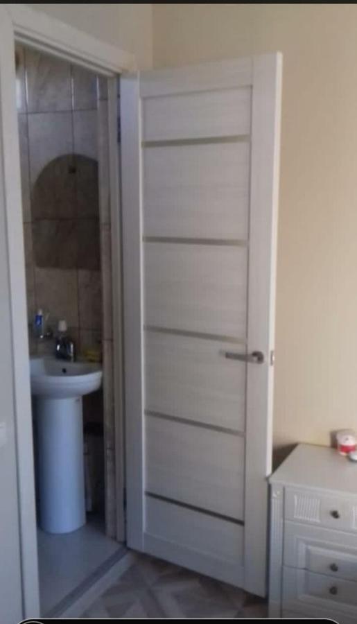 Гостевой Дом Белый Лотос Gagra Extérieur photo