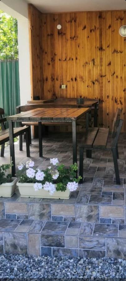 Гостевой Дом Белый Лотос Gagra Extérieur photo